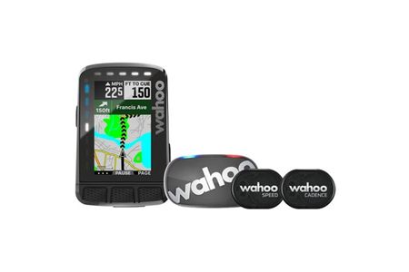 wahoo ELEMNT ROAM V2 GPS Bundle