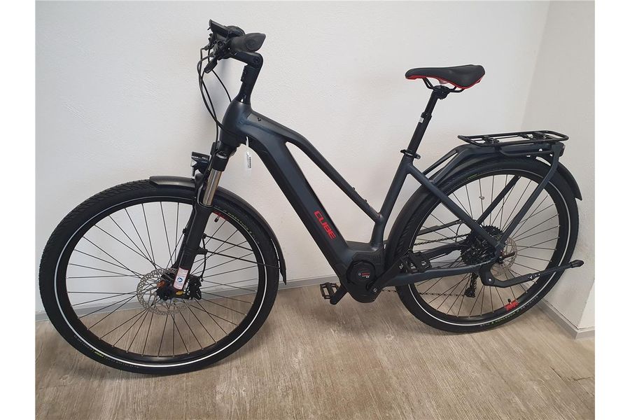 Cube kathmandu hybrid exc 625 ́n 2020 sale