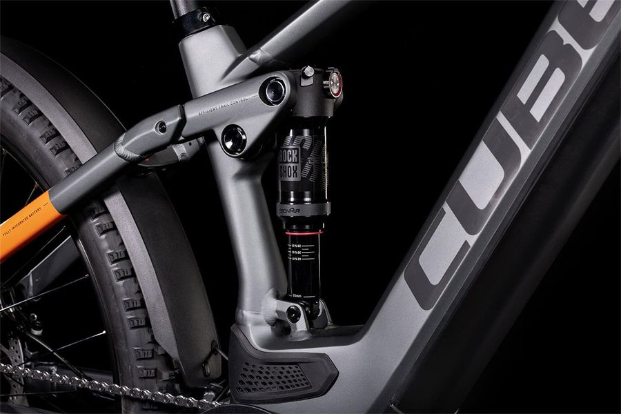 Cube stereo hybrid 120 carbon 2025