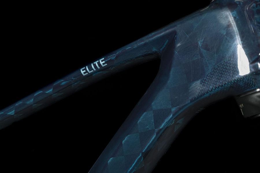 Cube elite outlet c68x slt