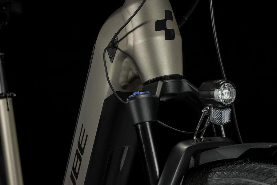 Cube kathmandu hybrid sale pro 500 2021