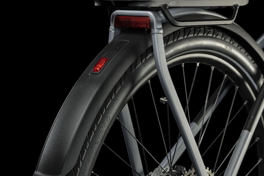 Cube kathmandu hybrid 45 625 trapeze store