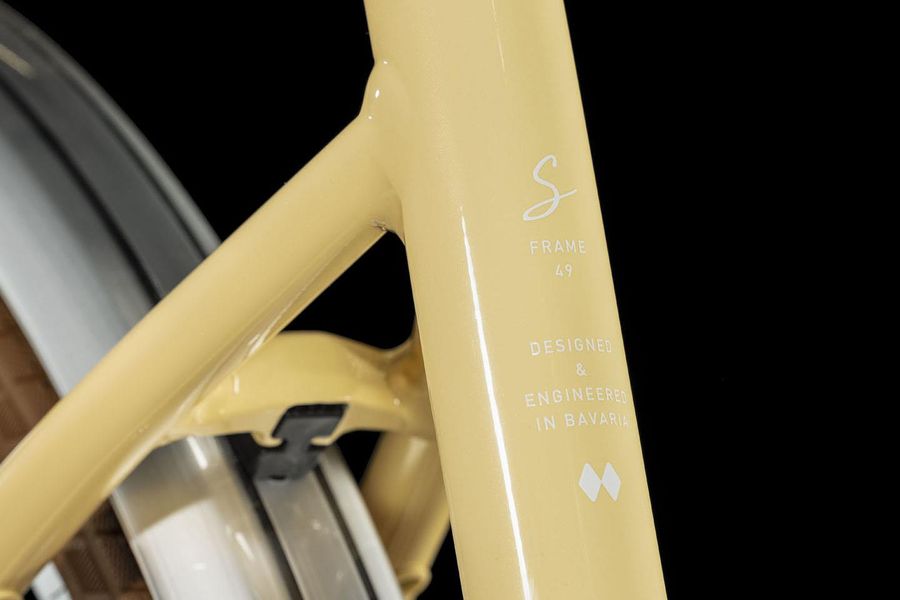 Ella best sale cube bike