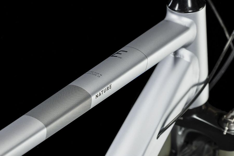 Cube cross clearance exc iridium white