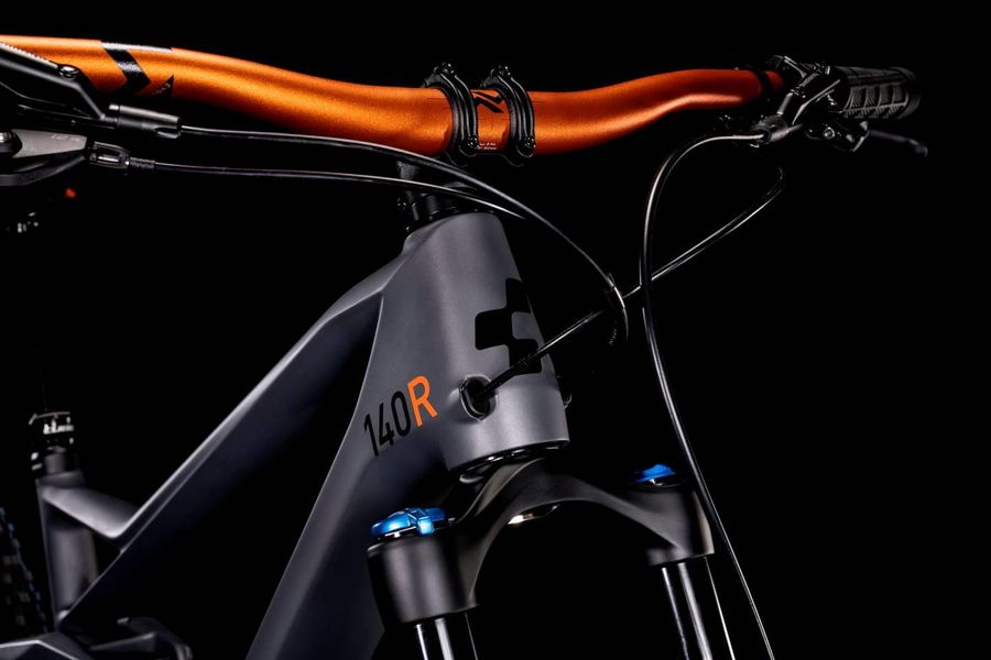 Cube stereo 140 race top 27.5