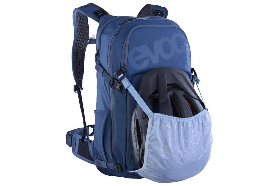 Evoc stage 3l backpack sale