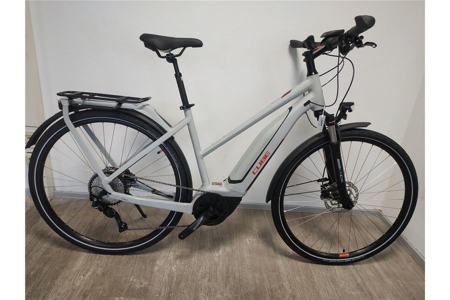 Cube touring hybrid pro 500 hotsell trapeze 2020