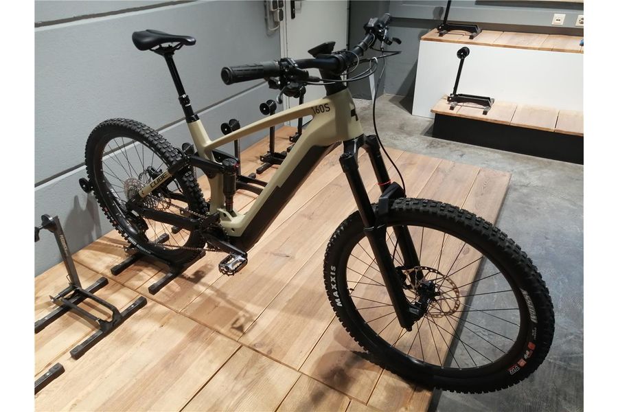 Cube stereo hybrid 160 discount desert