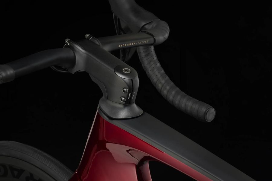 Madone hotsell sl6 weight