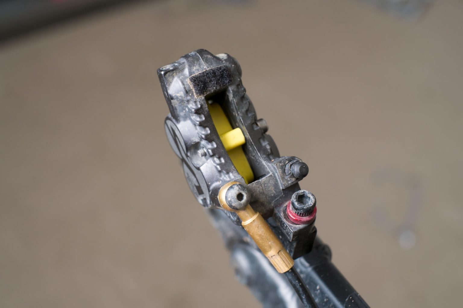 Schritt für Schritt: Bremsen von Shimano entlüften - RABE Bike