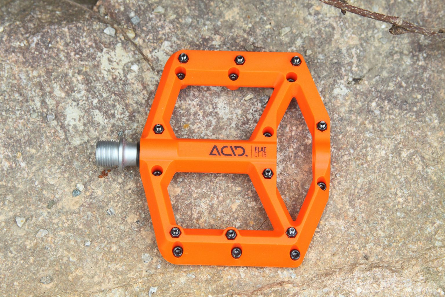 MTB Pedalsysteme im Vergleich Flat vs. Klick RABE Bike Magazin